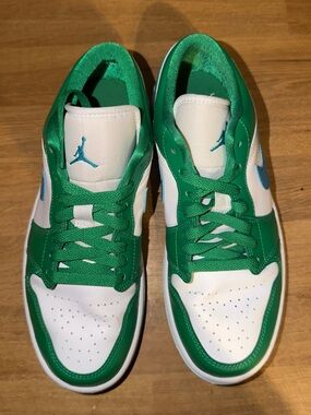 Jordan Low-Top Sneakers in White & Green with Blue Jumpman